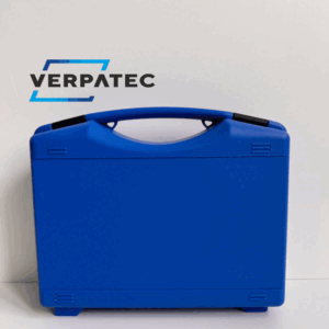 Vario-Line Pace Koffer, blau mit schwarzen Verschlüssen